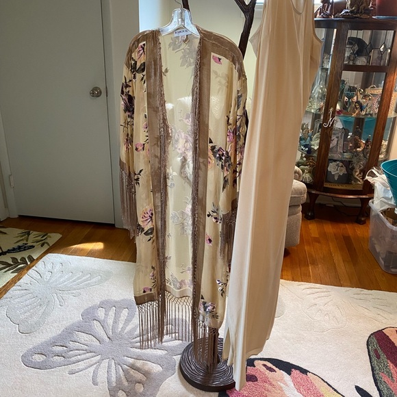 Silk sleeves sheath dress with matching kimono NWT - Picture 8 of 16